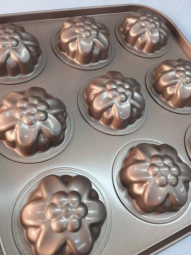 9-hole six-petal baking tray