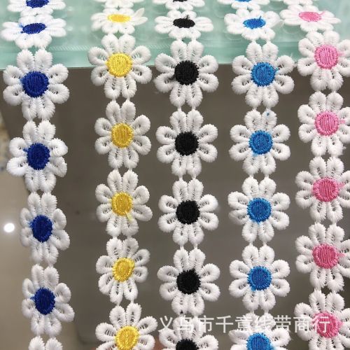popular 2.5cm 8-petal milk silk water-soluble embroidery lace diy clothing auxiliary flower in stock direct selling