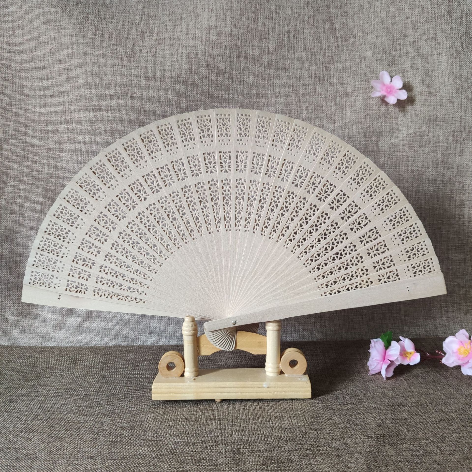 9寸全冲香木扇-西班牙镂空雕刻木扇异国风情工艺礼品