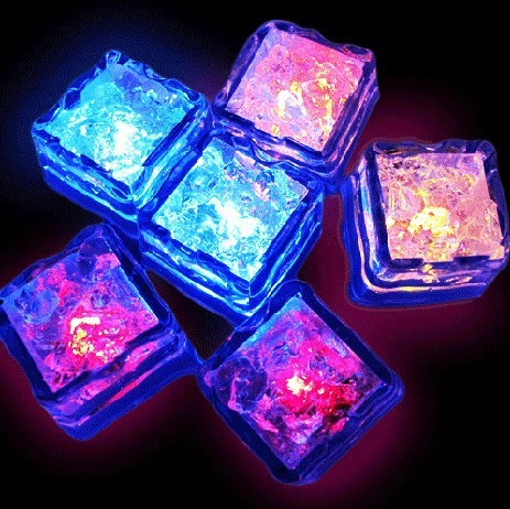 luminous ice cubes light up when exposed to water led fluorescent ice cube induction flash ice lamp luminous cup foreign trade