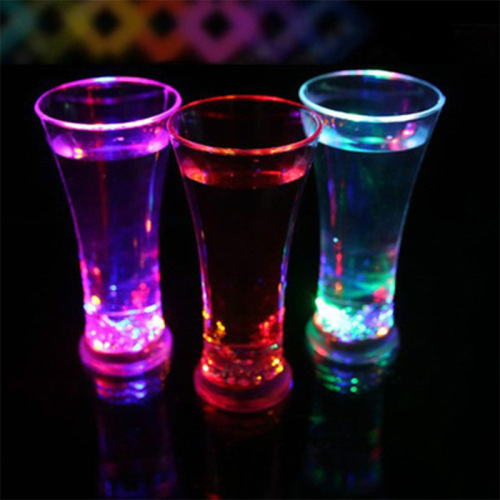 luminous juice cup luminous water cup creative colorful pouring led water induction flash beer cup factory spot