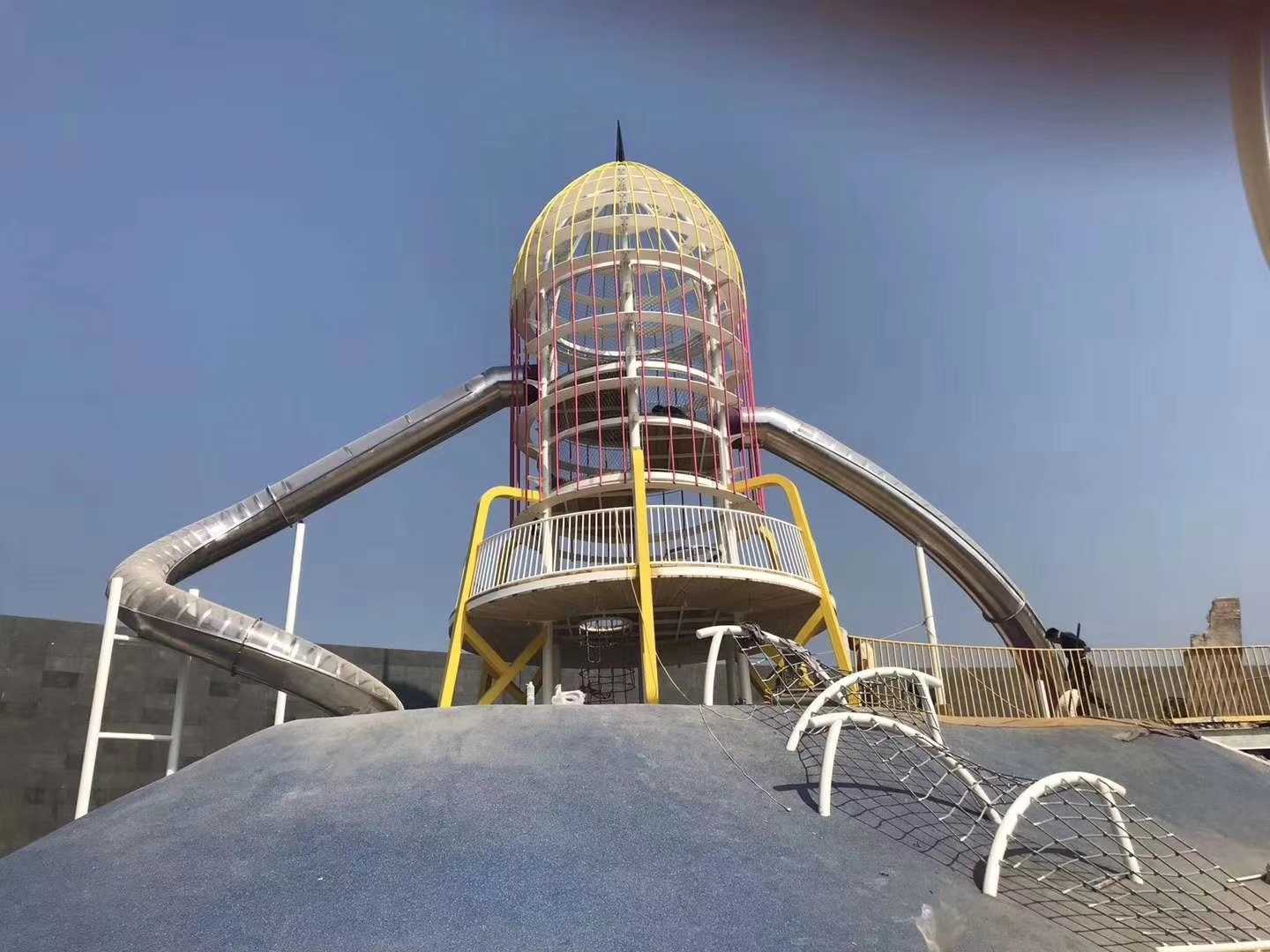 户外非标定制不锈钢滑梯景区商场民宿儿童滑梯大型无动力游乐设备