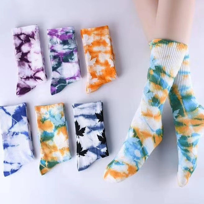 Autumn and Winter Maple Leaf Sport Mid-Calf Length Sock Street European and American Tie-Dye Trend S