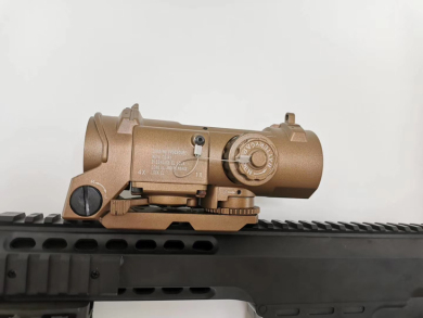 4倍火车头 定倍短瞄 抗震防水高清浪棕色瞄准镜 十字瞄吃鸡四倍镜