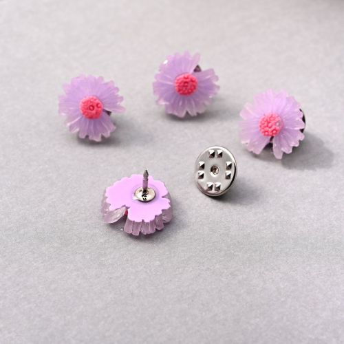 New Sweet Japanese and Korean Girl Little Zou Chrysanthemum Flower Simple All-Match Artistic Fashion Stud Earrings Jewelry Wholesale
