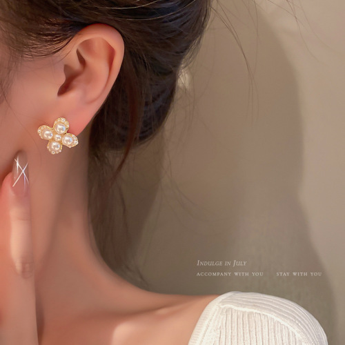 925 Silver Needle European and American Style Pearl Flower Earrings Ins Fashion Design Sense Earrings Internet Celebrity Literary Style Graceful Earrings
