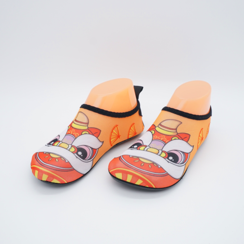 New Children‘s Beach Shoes Non-Slip Wading Shoes Factory Custom Logo Upstream Shoes