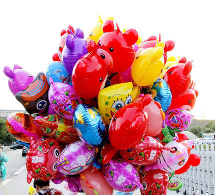 飘空气球批发 厂家直销公园摆摊街卖升空气球会飞的大号卡通气球
