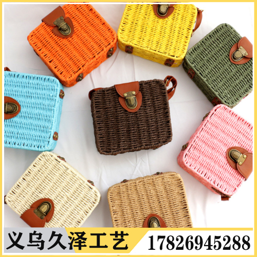 New Candy Color Mori Rattan Shoulder Bag Women‘s Bag Fresh Artistic Square Woven Bag Crossbody Straw Bag 