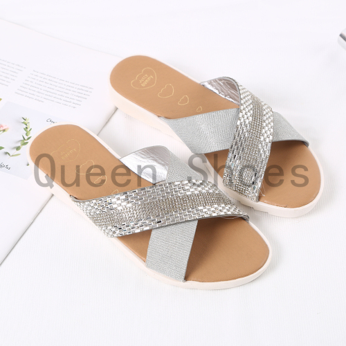 summer fashion outdoor slippers flat flip-flops korean style women‘s casual women‘s sandals can be one piece dropshipping