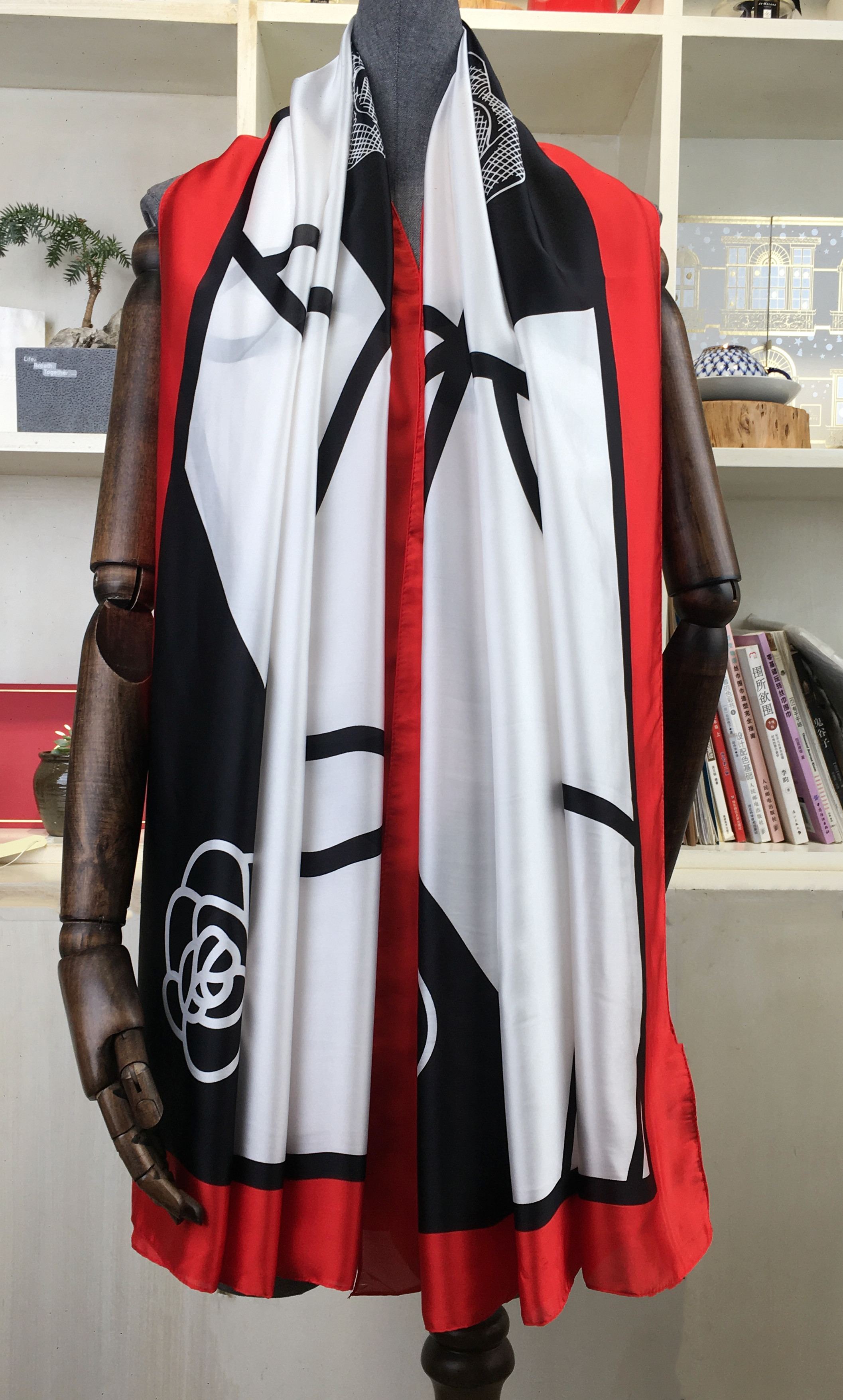 Women's Sun-Proof Shawl Scarf Fashion Printed Silk Scarf Spr...