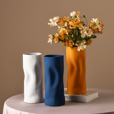 北欧莫兰迪花瓶陶瓷电视柜花瓶摆件客厅插花玄关装饰波纹花器