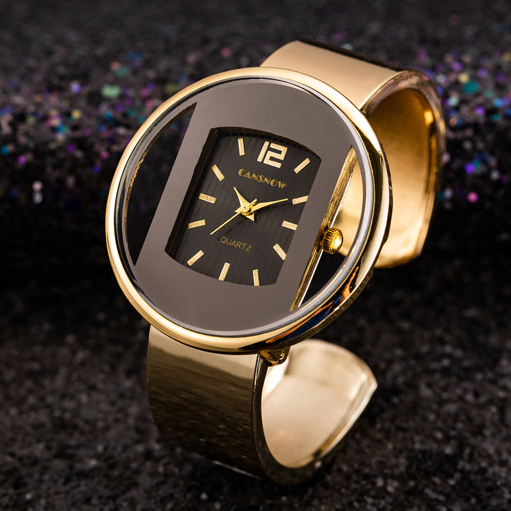 Fashion New Ladies Watch Steel Belt Bracelet Korean Fashion Student Quartz Watch Metal Watch