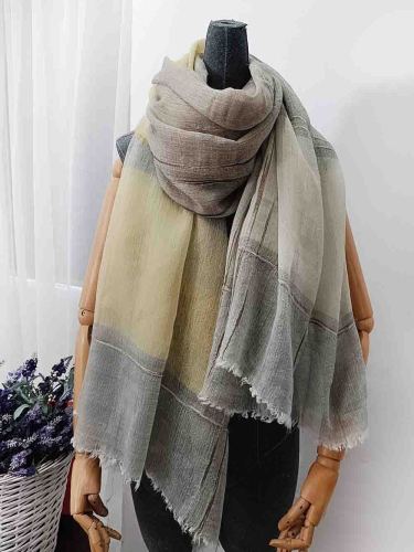 new autumn and winter korean style lightweight wool scarf silk scarf women‘s warm all-match plaid fashion short shawl