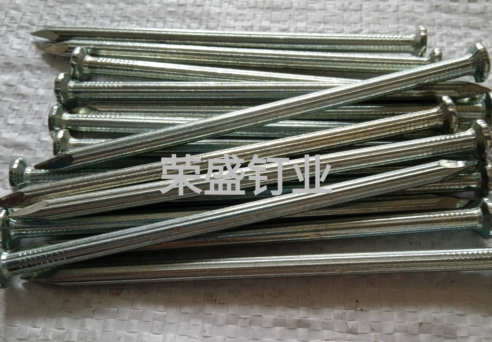 zinc plated concrete nail black nail steel concrete nail smooth shank nail fluted shank nail hardened steel nail 