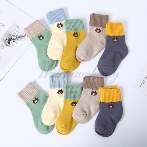  Pairs One Pack Free Shipping Infant Children Autumn and Winter Cotton Stockings Colorful Cartoon Pattern Comfortable Breathable Not Tight Feet 