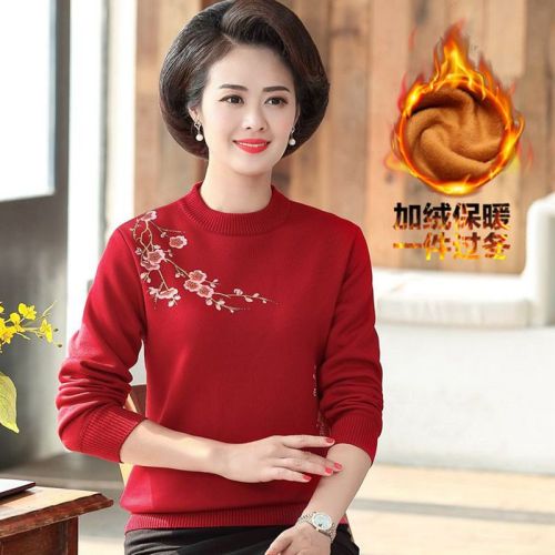 middle-aged and elderly fleece-lined thickened sweater women‘s 2021 autumn and winter warm bottoming sweater women‘s loose large size mother‘s clothing