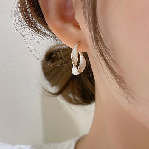french style niche high-grade earrings korean graceful online influencer 2021 new trendy women‘s summer light luxury earrings earrings