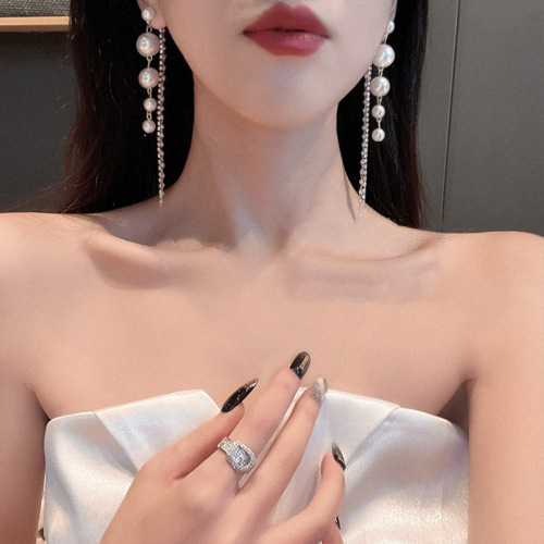 new fashion earrings 2021 high-grade light luxury french temperament cold style tassel pearl earrings for women
