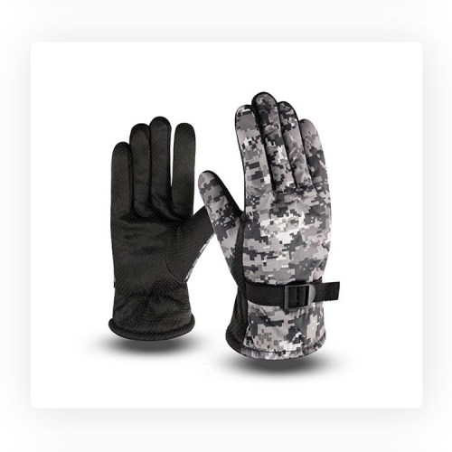 Factory Direct Sales Autumn and Winter Camouflage Skiing Warm Velvet Padded Thickened Gloves Windproof Fashion Riding Gloves Stall Supply