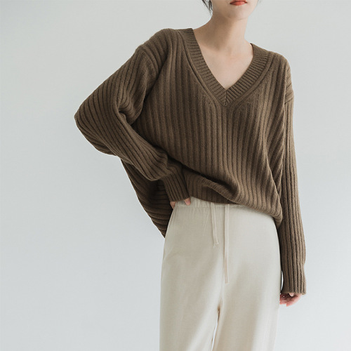 2021 European Station New Lazy Wind Ins Sweater Women Loose V-neck Solid Color Simple Knitwear Top Women