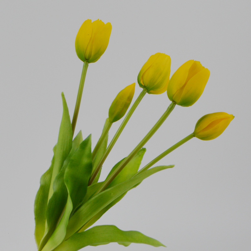 Artificial Soft Rubber Tulip Bouquet PE Latex Or Silicone Tulip Flower Artificial Flower Moisturizin