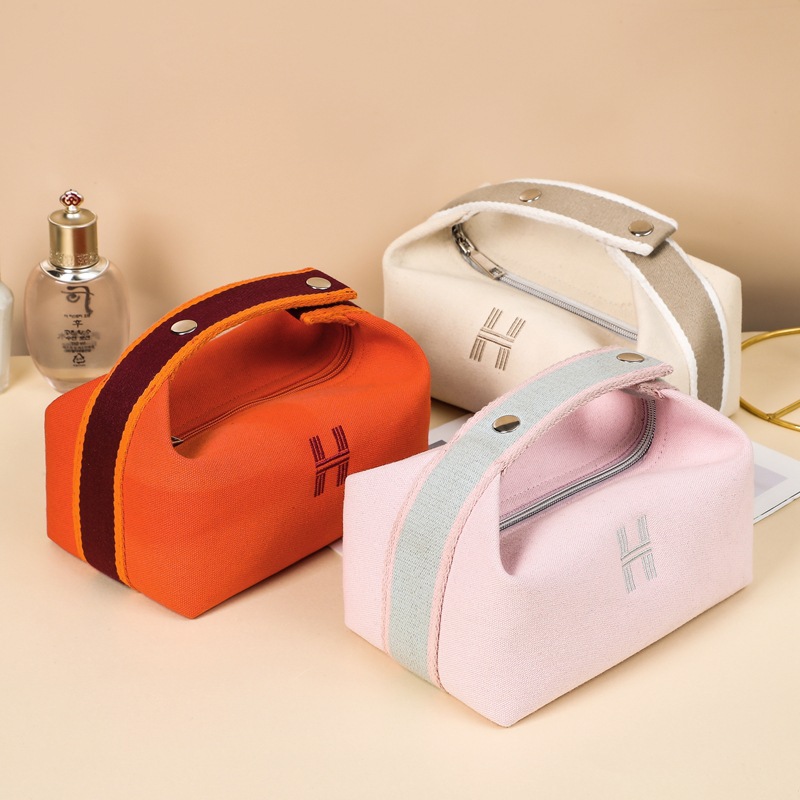 Korean Style Canvas Portable Cosmetic Bag Skincare Products Buggy Bag Portable Fashion Travel Toilet