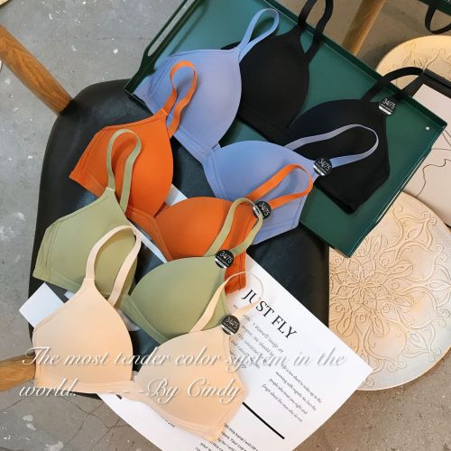 yousendi triangle cup clothing store same style no steel ring no trace no steel ring sexy small chest gathered glossy thin bra