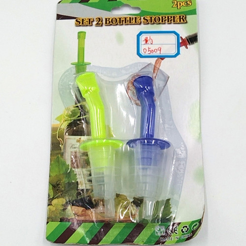 Kitchen Multi-Functional 2-Pack Supplies Plastic Oil Nozzle Oil Pouring Machine Wine Pourer Oil Bottle Nozzle Bottle Stopper