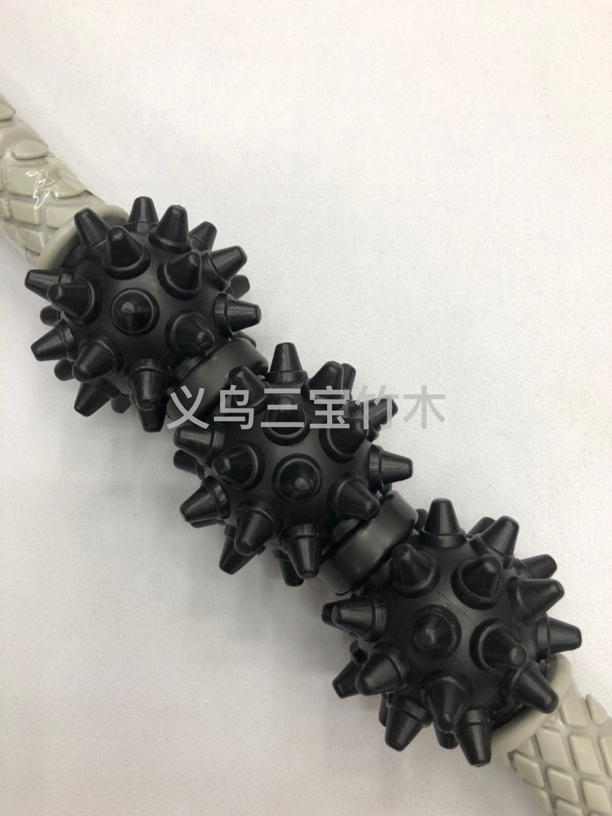 三轮塑料手动按摩器   背部腹部按摩轮 全身按摩棒