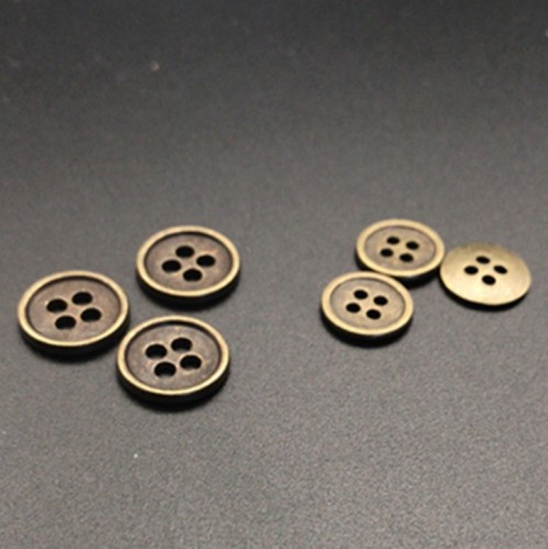 Manufacturer wholesale Four-Hole Metal Concave Stitching Button Button Fashion Trench Coat down Jacket Clothing Accessories Button
