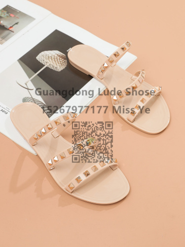 new fashion guangzhou women‘s shoes craft shoes rivet women‘s sandals all-match women‘s shoes sandals slippers