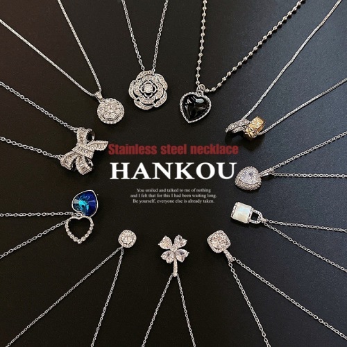Korean Simple Titanium Steel Butterfly Necklace Female Ins Cold Style Niche Design Clavicle Chain Internet Celebrity High Sense Accessories