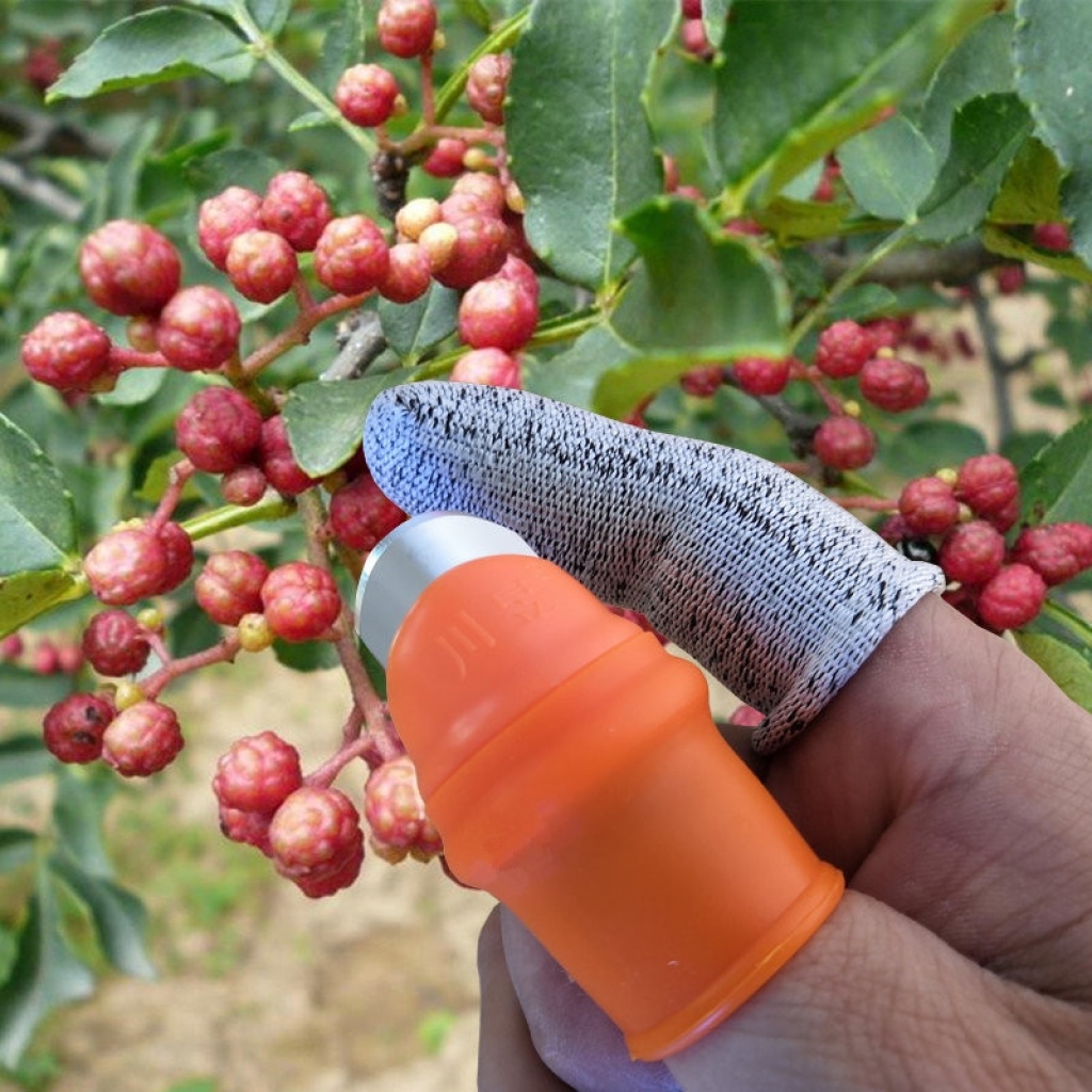 摘花椒器剪手套掐菜辣椒专用摘菜手指套铁指甲农用采摘器拇指刀详情5