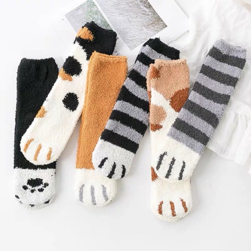 Half Velvet Coral Fleece Socks Women‘s Mid Tube Stockings Autumn and Winter Cat‘s Paw Cute Thickening Warm Sleep Floor Socks Trendy Socks
