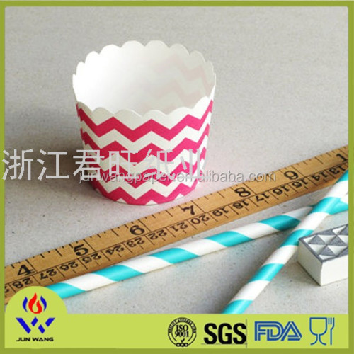 factory direct oil-proof cake paper holder， color printing machine-made cups of various sizes， high temperature resistant muffin cup