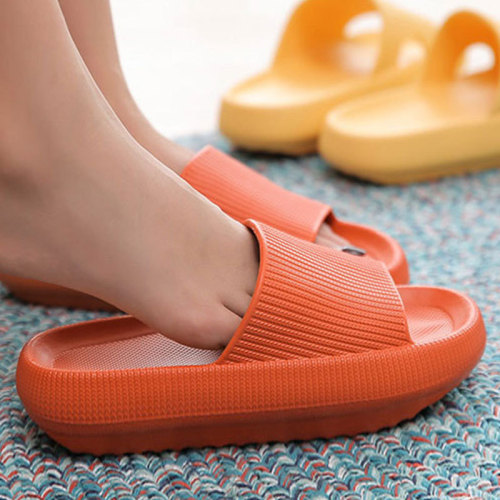 New 4cm Thick Bottom Sandals Women‘s Summer Indoor and Outdoor Home Poop Feeling Bath Couple Men‘s Rubber and Plastic Sandals 