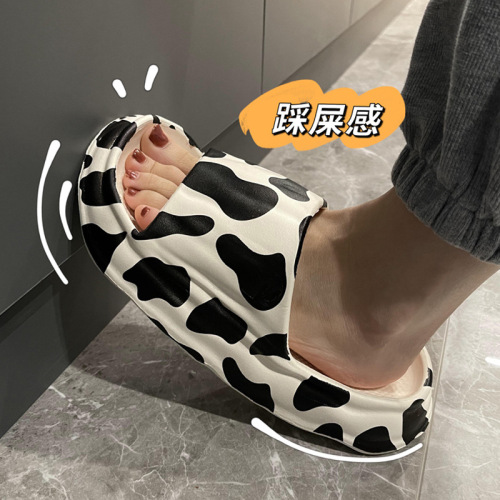 TikTok Hot Selling Cow Shit Feeling Foreign Trade Sandals Women‘s Summer Home Soft Bottom Ins Couple Slippers Men‘s Outdoor Wear