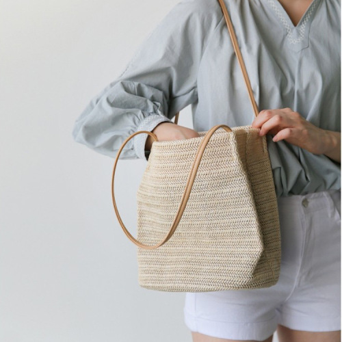 Korean Straw Bag Casual Weaving Fresh One-Shoulder Ins Summer New Fresh Bucket Bag Handbags for Women
