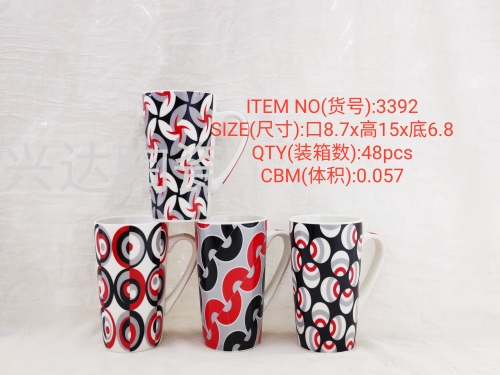 Factory Direct Ceramic Creative Personality Trend new Fashion Cup Ceramic Large Cone Cup Black Red Flower 3392