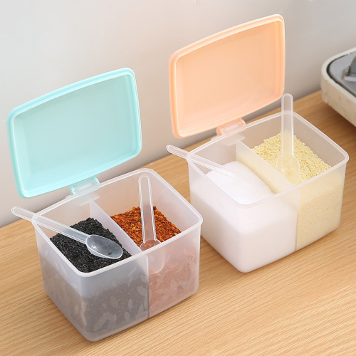 Kitchen Condiment Dispenser Seasoning Containers Plastic Salt Jar Seasoning Storage Box Set Seasoning Box Seasoning Box Seasoning Jar with Spoon 