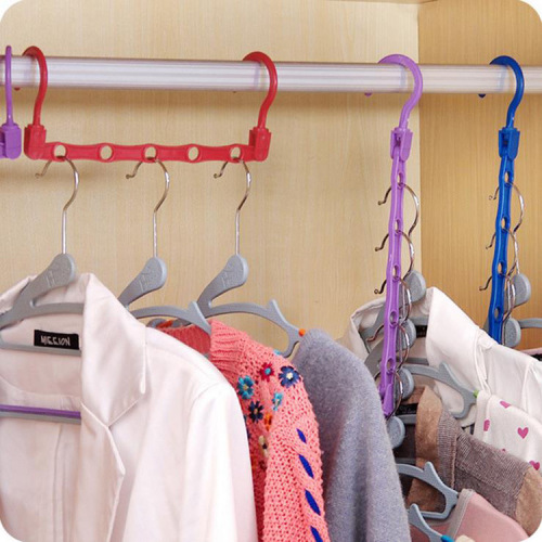 multi-functional five-hole windproof non-slip magic hanger wardrobe classification 5-hole drying hanger storage rack wholesale