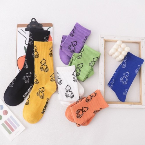 new women‘s socks korean-style trendy crooked bear women‘s mid-calf socks cartoon cotton socks wholesale