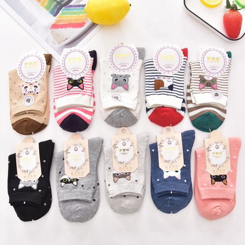 Cartoon Socks Women‘s Sweet Kitten Pattern Tube Socks Breathable Sweat Absorbing Cotton Socks Adult Socks