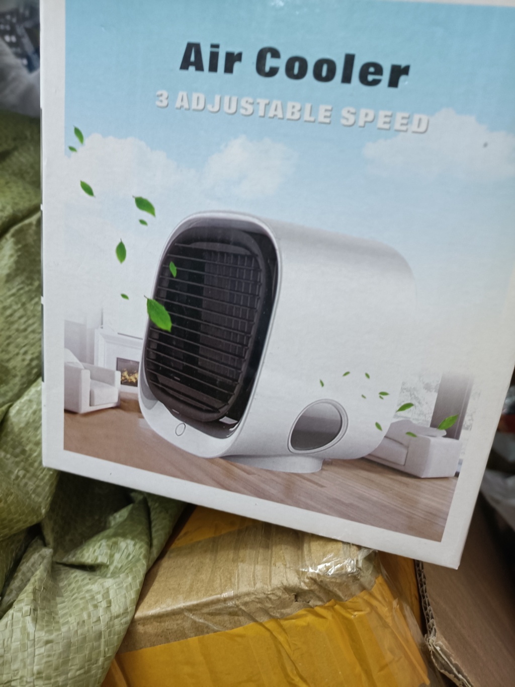 跨境新款迷你水冷风扇  家用桌面充电小型风扇  加湿喷雾冷风机详情10