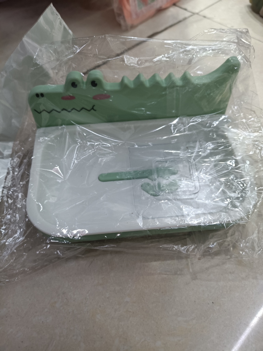 Wall-mounted soap box, small crocodile soap stand, no-drilling soap box, draining bathroom soap stand, wall-mounted soap box pic 8