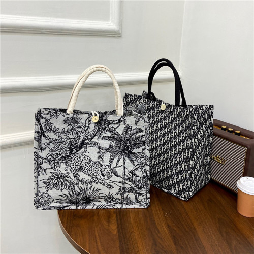 cross-border direct sales new linen tote bag 2024 small square bag women‘s large capacity lunch box bag stitching canvas handbag