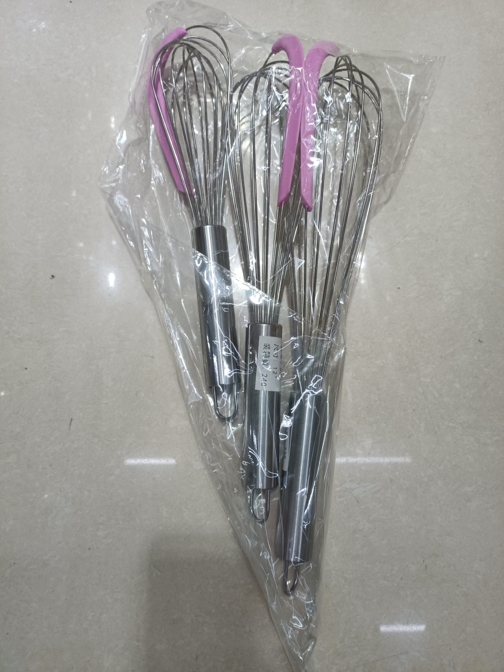 Press the egg beater and electric bubble beater pic 46