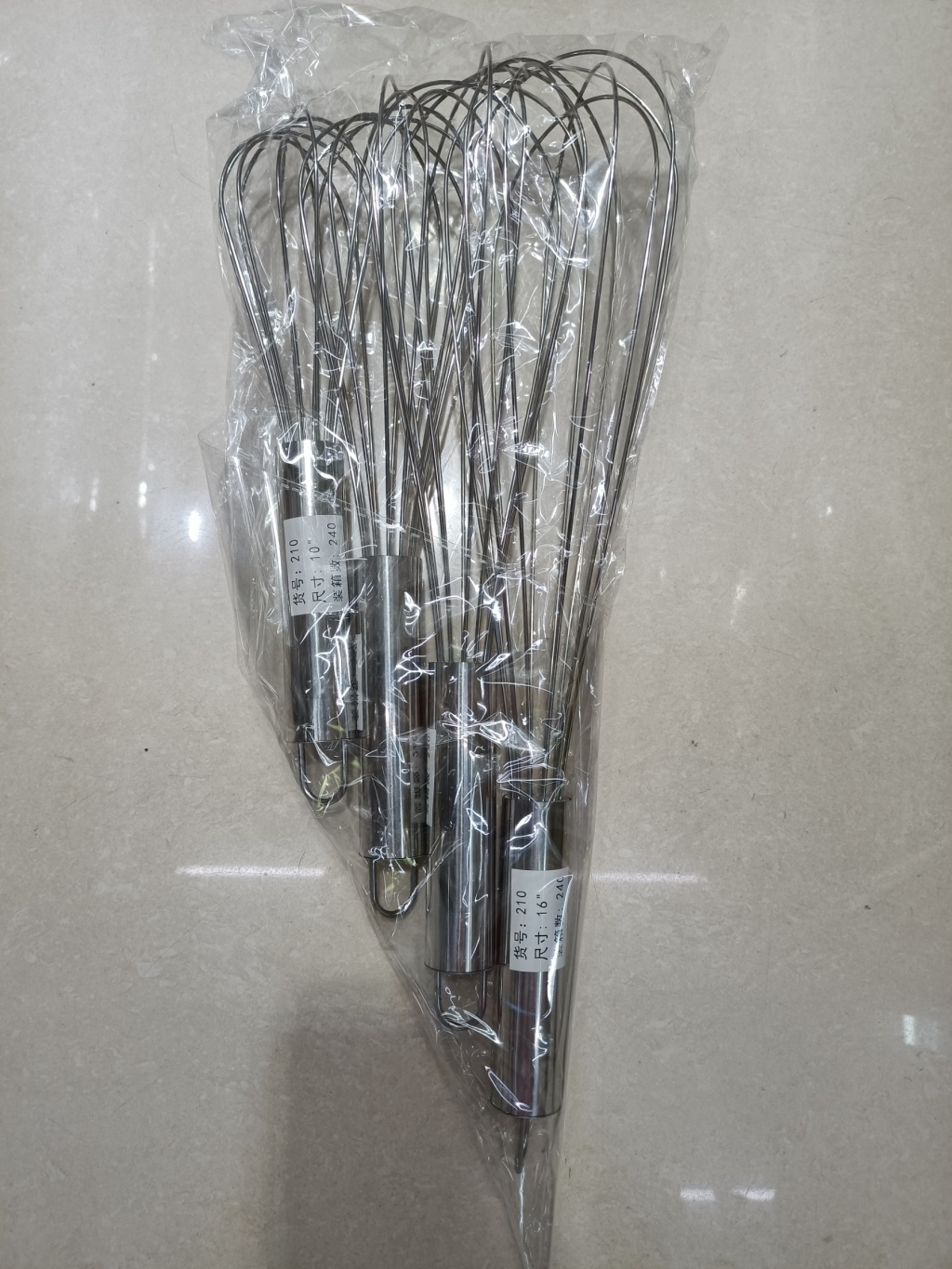 Press the egg beater and electric bubble beater pic 44