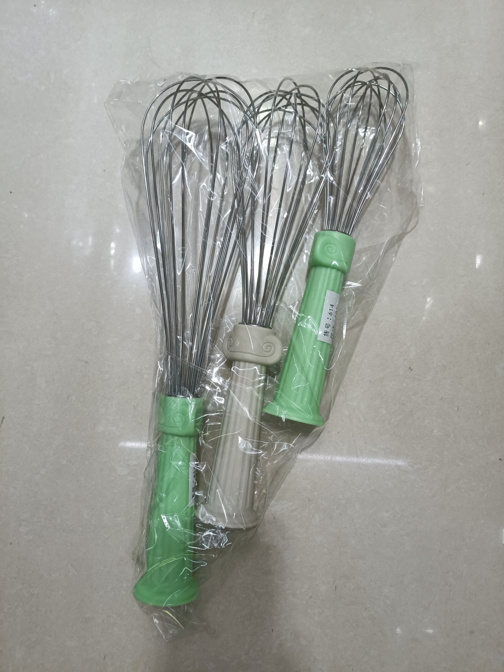 Press the egg beater and electric bubble beater pic 10